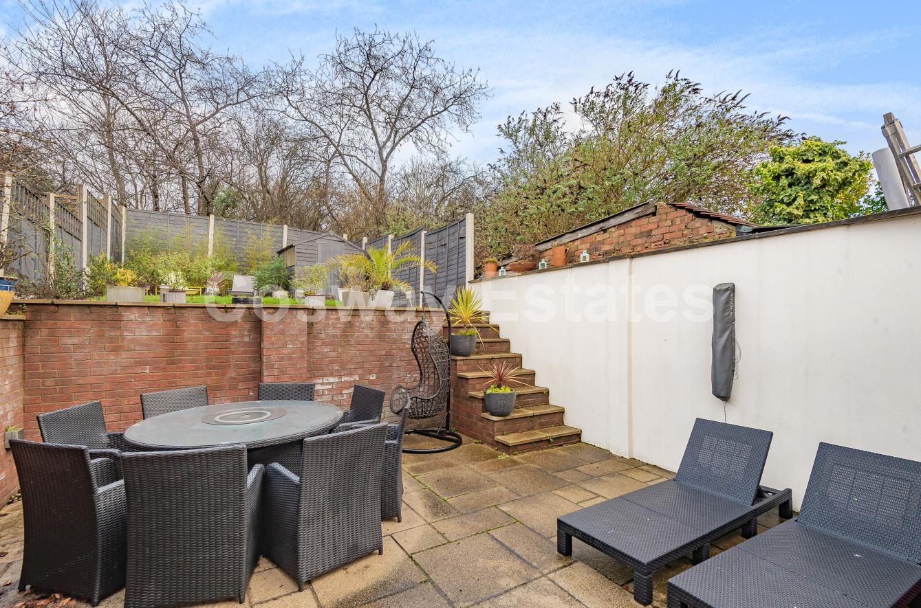 Grants Close, Mill Hill